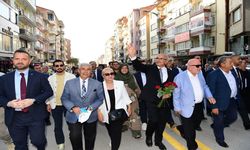 Kayısı Festivali Korteji Malatya Sokaklarını Şenlendirdi