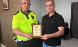 23 Yıllık Üniformaya Duygusal Veda! Başkomiserin Son Telsiz Anonsu Yürekleri Burktu