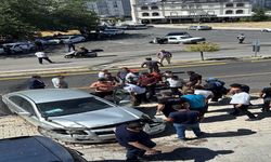 Elazığ’da Feci Kaza! Yoldan Geçen Vatandaş Son Anda Kurtuldu