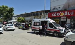 Adıyaman'da Panelvan İle Motosiklet Çarpıştı: Anne Ve 2 Çocuğu Yaralandı