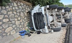 Adıyaman’da Beton Mikseri Devrildi: Sürücü Ağır Yaralandı