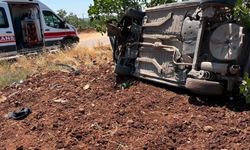 Gaziantep'te Kontrolden Çıkan Otomobil Takla Attı: 3 Yaralı