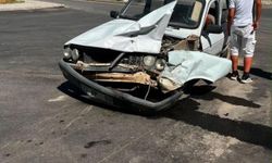 Elazığ’da Yürekleri Ağza Getiren Kaza! İki Otomobil Çarpıştı