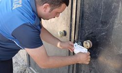 Malatya'da Zabıta Baskınında Ortaya Çıktı! Kayısılar Hurda Yığınlarının Arasında Depolanıyormuş...