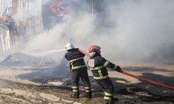 Şanlıurfa'da Namet Tesisinde Yangın Paniği! TOMA'larla Müdahale Edildi