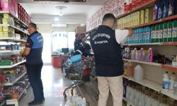 5 Yıllık Ürünleri Yeniden Satışa Sunarken Yakalandılar