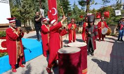 Malatya’da 73 Yıllık Gelenek Yeniden Sahneye Çıktı! Zengibar Karakucak Festivali Başladı