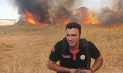 Alevlerin Arasında Kalan Yavru Köpeği İtfaiye Eri Kurtardı