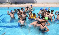 Battalgazi'de Kur’an Kursu Öğrencilerine Yaz Sürprizi! Havuzda Dolu Dolu Bir Gün