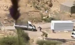 Adıyaman’da Dehşet Anları Kamerada: Kamyonetle Çarptığı Kişiyi Metrelerce Savurdu!