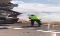 Elazığ’da Arazi Yangınına Polis Ve Beton Mikseriyle Müdahale