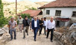 Başkan Sami Er Selden Etkilenen Kocaözü’nde Vatandaşların Yaralarını Sarıyor
