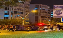 Diyarbakır’da Korkutan Kaza! İki Otomobil Çarpıştı, 3 Kişi Yaralandı