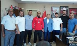 Darende’de Er Meydanının Şampiyonu Belli Oldu: Başkan Bozkurt’tan Feyzullah Aktürk’e Tebrik