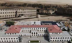 Malatya’da Zamanın İzleri! Valilik Binasının İlk Günleri Ortaya Çıktı