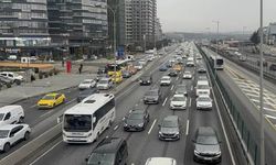 Yaz Sıcağında Yola Çıkacaklar Dikkat! Güvenli Sürüş Süresi Kısalıyor