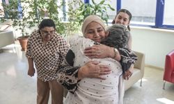 Kimsesiz Bebeğin Parmağını Tuttu, 30 Yıl Boyunca Binlerce Çocuğa Anne Oldu!