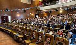 Malatya’da Salondaki İlk İki Sıra Dikkat Çekti: 12 Eylül’ün Acı Hatırası Yeniden Yaşatıldı