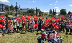 Malatya’da Çocuklara İklim Mesajı: “İklim Ağacı”na Dilek ve Önerilerini Yazdılar!