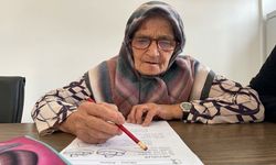 80 Yaşında Hayali Gerçek Oldu! Malatyalı Fatma Teyze 2 Ayda Okuma Yazma Öğrendi