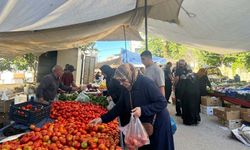 Malatya’da pazardan çıkan vatandaşın sözleri gündem oldu:  “Kiraya mı, yemeye mi?”