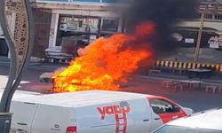 Diyarbakır’da Sürücü Son Anda Fark Etti! Hareket Halindeki Motosiklet Alev Aldı