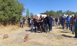 Muğla’da Öldürülen 28 Yaşındaki Genç Kadın Malatya’da Toprağa Verildi