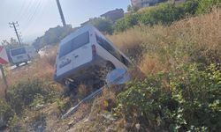 Malatya’da Minibüs Şarampole Uçtu: 2 Kişi Yaralandı!