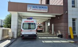 Bir Anda Yola Savruldu! Adıyaman’da 9 Yaşındaki Çocuğa Otomobil Çarptı