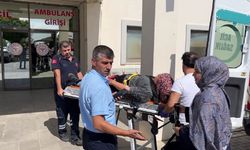 Hafriyat Kamyonu İle Otomobil Çarpıştı! Yaralılar Hastaneye Kaldırıldı