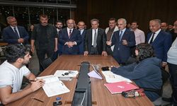 Bakan Uraloğlu Malatya Büyükşehir Belediyesi’ni ziyaret etti: Kütüphaneye övgü