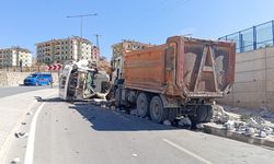 Malatya’da Hafriyat Kamyonu Kontrolden Çıktı! Kazada 1 Kişi Yaralandı