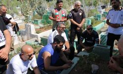 Beşiktaş Taraftarları Diyarbakır’da Rojin Kabaiş’in Mezarını Ziyaret Etti: “Sadece Maç İçin Gelmedik”