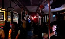 Malatya'da Üniversiteler Başlamadan İlk Aksilik: Trambüs Arıza Yaptı, Öğrenciler Valizleriyle Araçtan İndirildi!