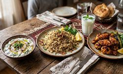Akşam Sofrasına Çok Yakışacak! Pilav, Tavuk Ve Ferah Bir Lezzet Bir Arada