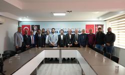 CHP Malatya’da 13 İlçe Başkanı Tek Ses Oldu: “Baskılara Boyun Eğmedik, Eğmeyeceğiz”