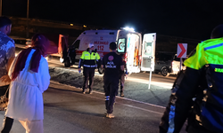 Malatya’da Feci Kaza! Otomobil Şarampole Yuvarlandı, 2 Kişinin Durumu Ağır