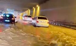 Malatya’da Sağanak Nedeniyle Alt Geçit Kapatıldı, Araçlar Mahsur Kaldı!