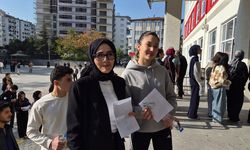 Malatya’da Anne Kız Aynı Sınavda Ter Döktü
