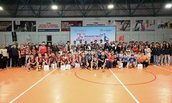 Malatya’da Cumhuriyet Bayramı Coşkusu Parkeye Taşındı! 42 Takım Mücadele Etti