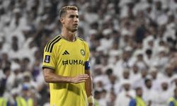 Dünyanın En Çok Kazanan Futbolcuları Belli Oldu: Ronaldo Fark Attı, Salah da Listede!