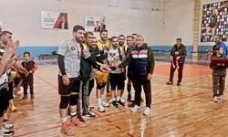Malatya’da Kurumlar Arası Voleybol Heyecanı! Şampiyon Belli Oldu