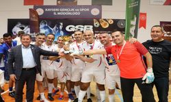 Kayseri’de Büyük Rekabet Sona Erdi! Ödüller Sahiplerini Buldu