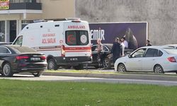Valilik Kavşağı Yakınlarında Feci Kaza! 17 Yaşındaki İşçi Ağır Yaralı