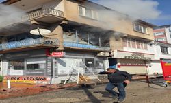 Elazığ’da Oyuncak Deposunda Alevler Yükseldi!