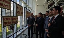 Okuduğu Üniversitenin Geçmişini 103 Eserle Anlattı! Sergide Dikkat Çeken Detaylar