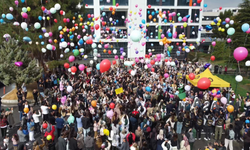 Malatya’da Küçük Hasan Hüseyin’in Hayali Gerçek Oldu: Gökyüzüne Umut Balonları Bırakıldı