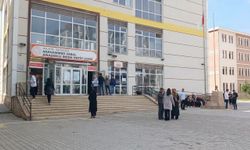 KPSS Heyecanı Başladı! Adaylar Sınav Salonlarında Ter Döküyor