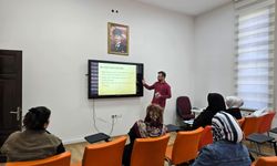 Malatya’da Ailelere İletişim Eğitimi! Psikologdan Ebeveynlere Önemli Uyarılar