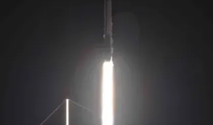 SpaceX, 23 Starlink uydusunu daha yörüngeye gönderdi